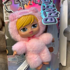 Bratziez collectible plush keychain Cloe Opened